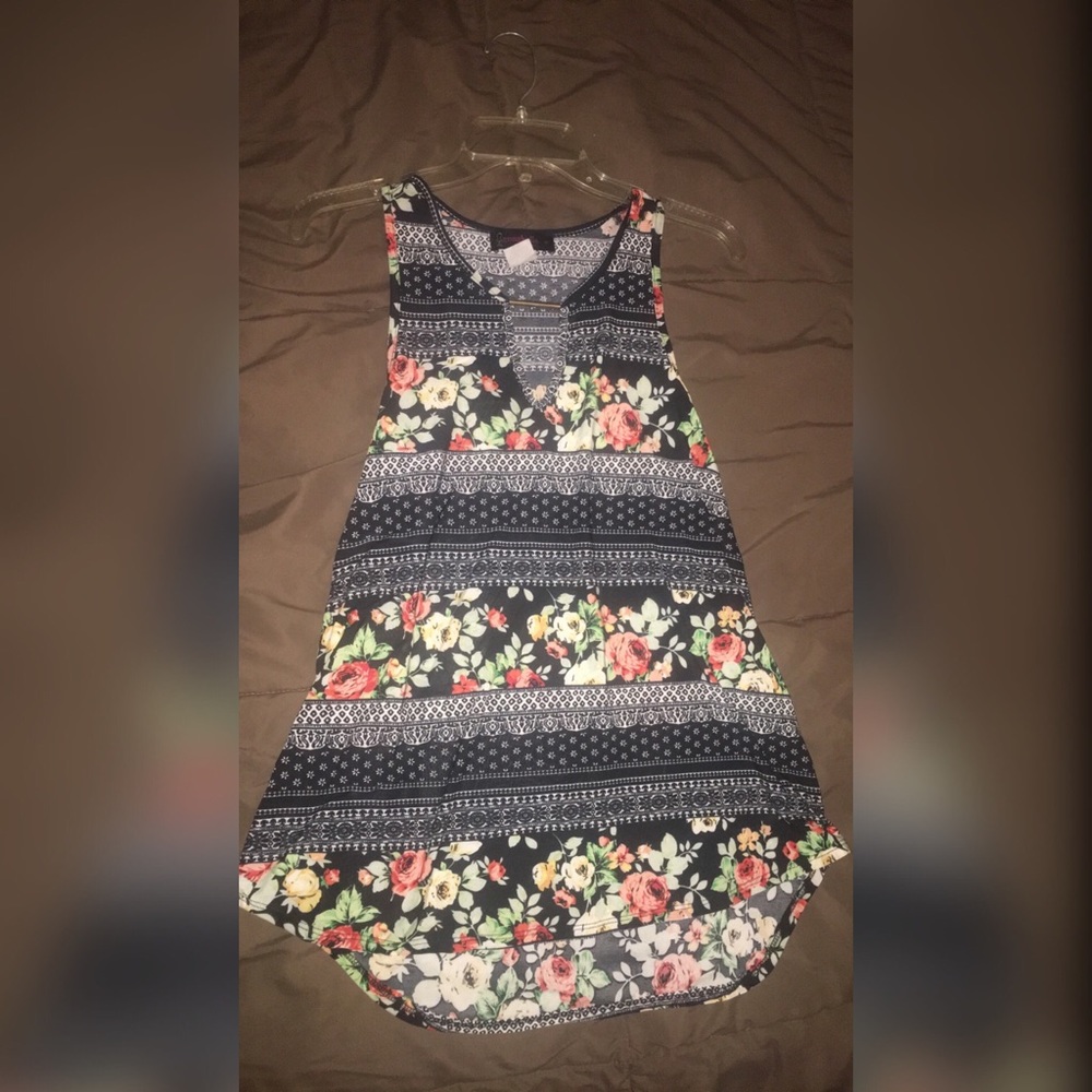 Floral tank
